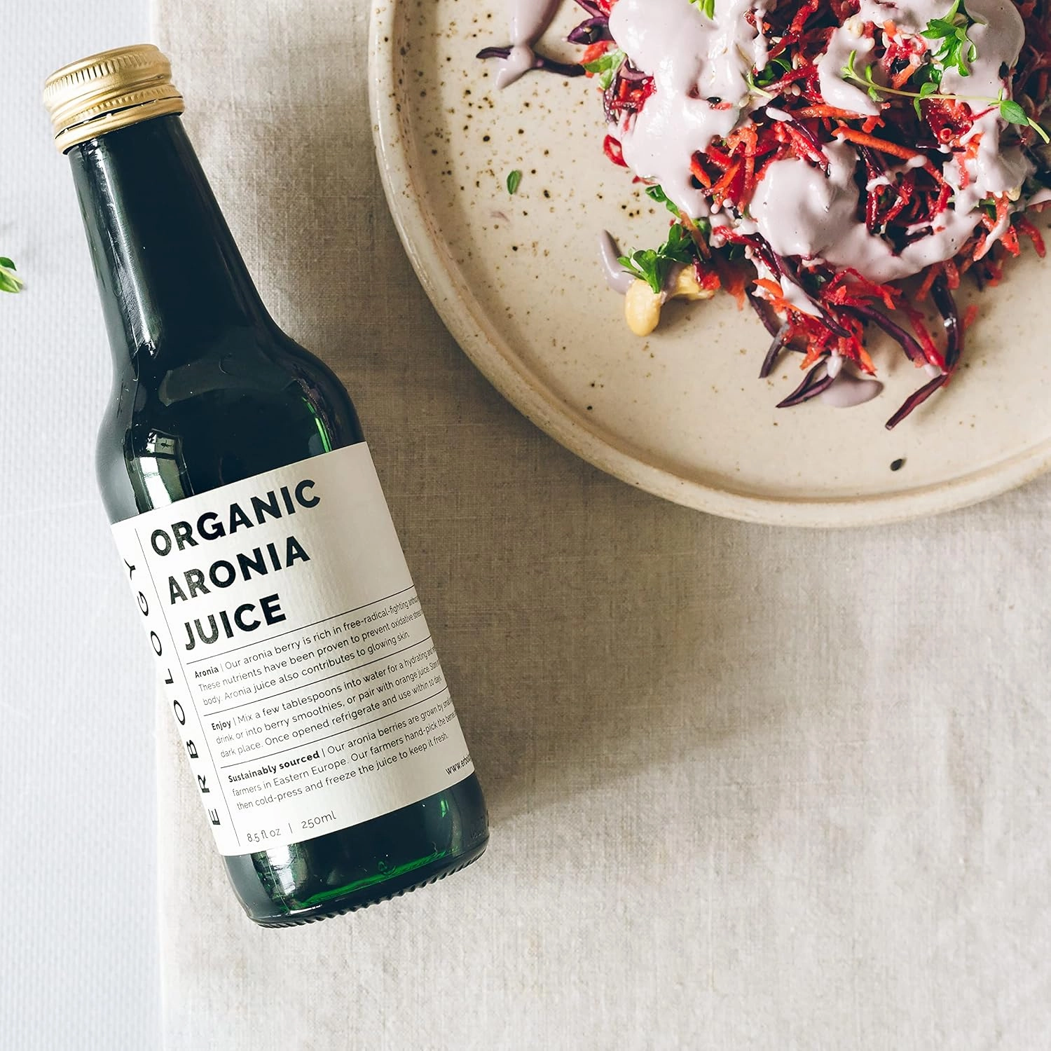 100% Organic Aronia Berry Juice 8.5 fl oz - Supports Skin Health - Rich in Antioxidants - Straight from Farm - Undiluted - No Added Sugar or Preservatives - Non-GMO - Recyclable Glass Bottle