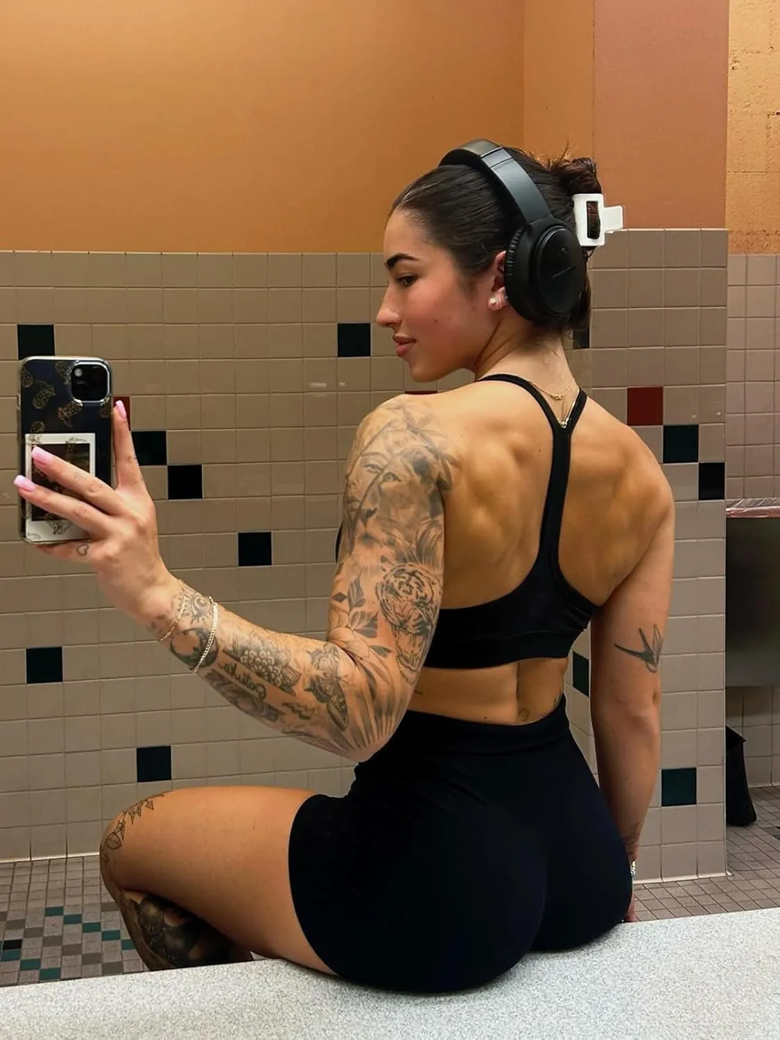 3 Piece Workout Shorts Womens Seamless High Waisted Scrunch Butt Athletic Gym Yoga Biker Shorts