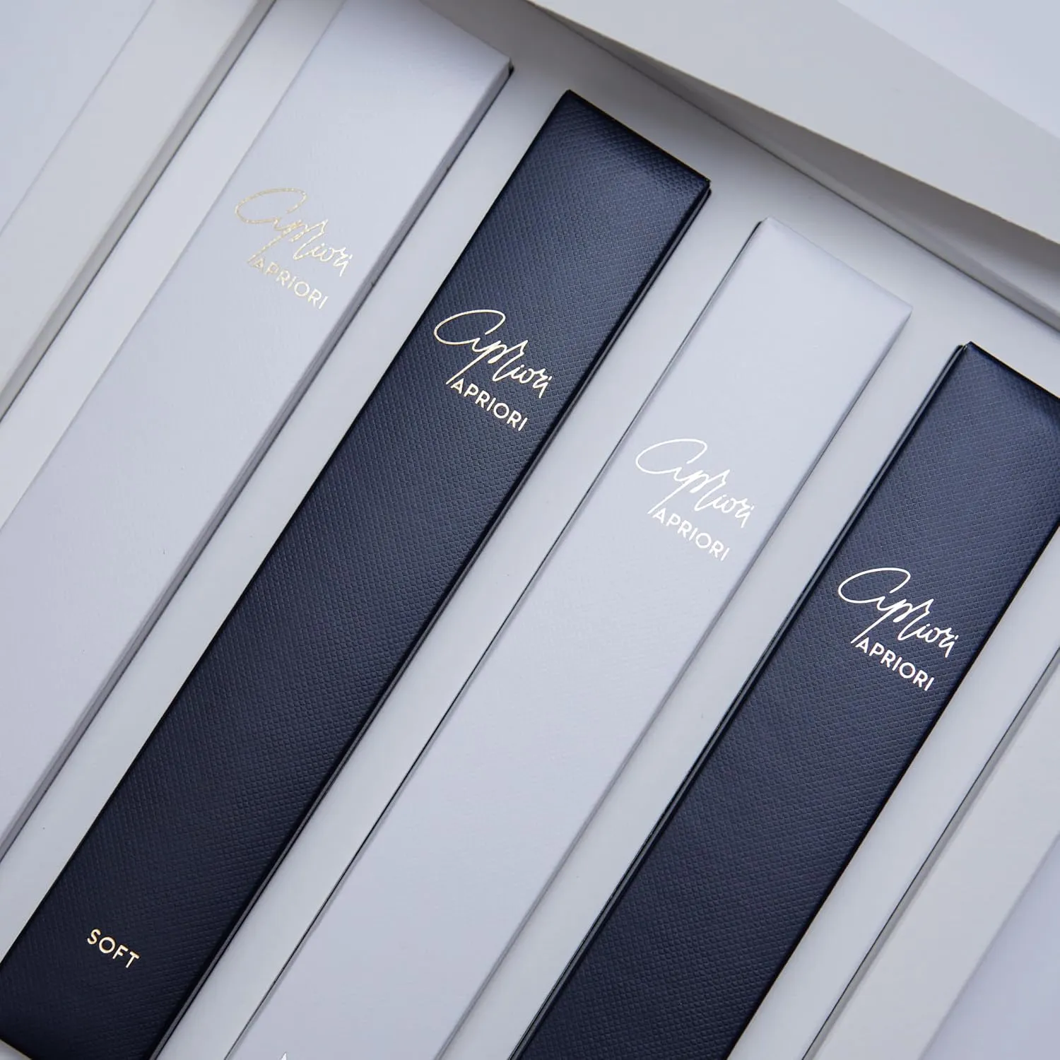 APRIORI 4-Piece Signature Series Set of Toothbrushes