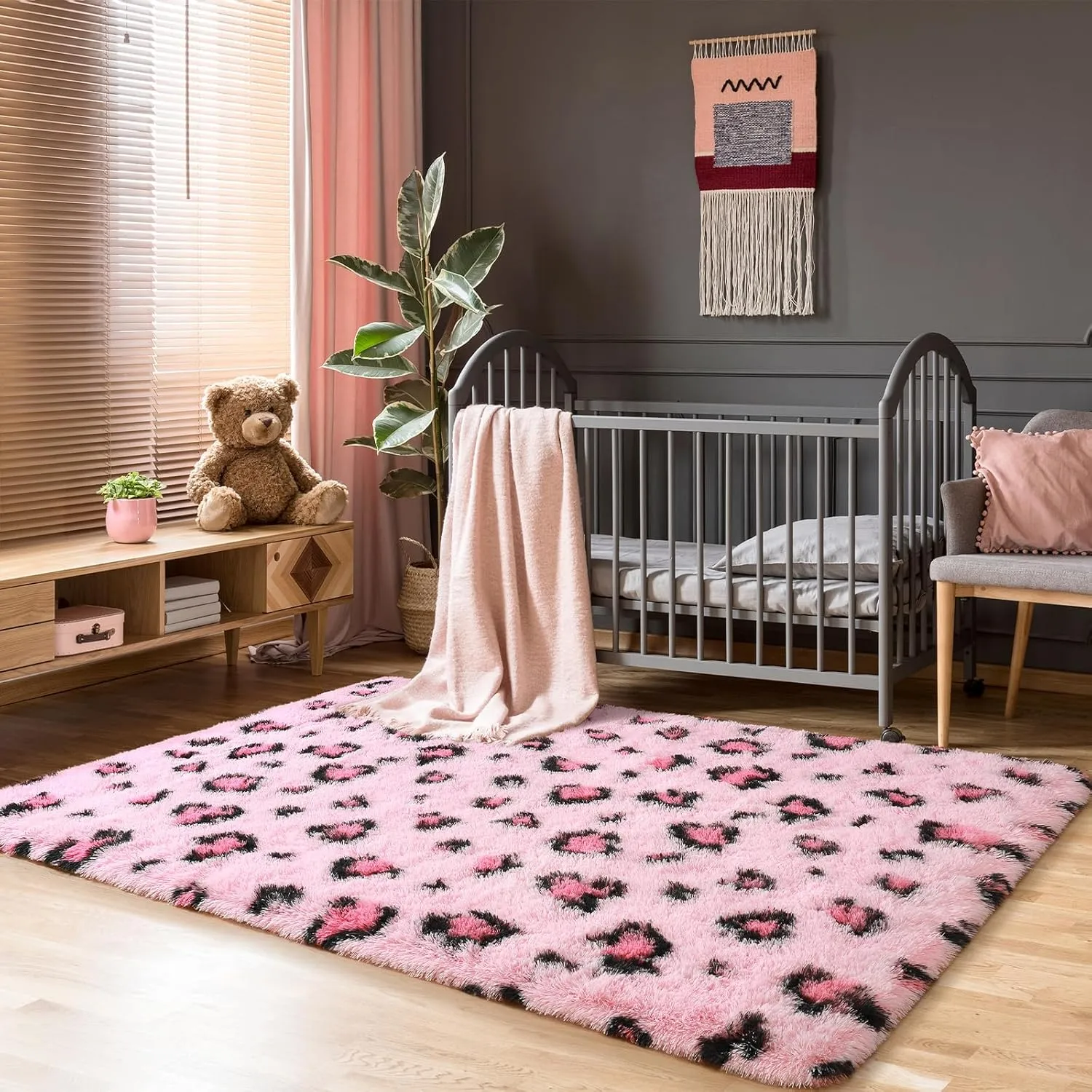 BENRON Pink Leopard Rugs, Soft Bedroom & Living Room Decor, Girls Room Cheetah Print, Small Dorm Apartment Entryway Rugs