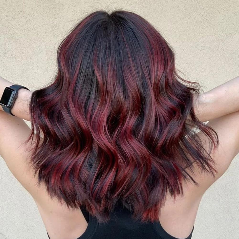 Black Mixed Red Bob Wig with Bangs for Women, Natural Looking Heat Resistant Synthetic Wig 14 Inch Curly Bob Wig for Daily Party Use