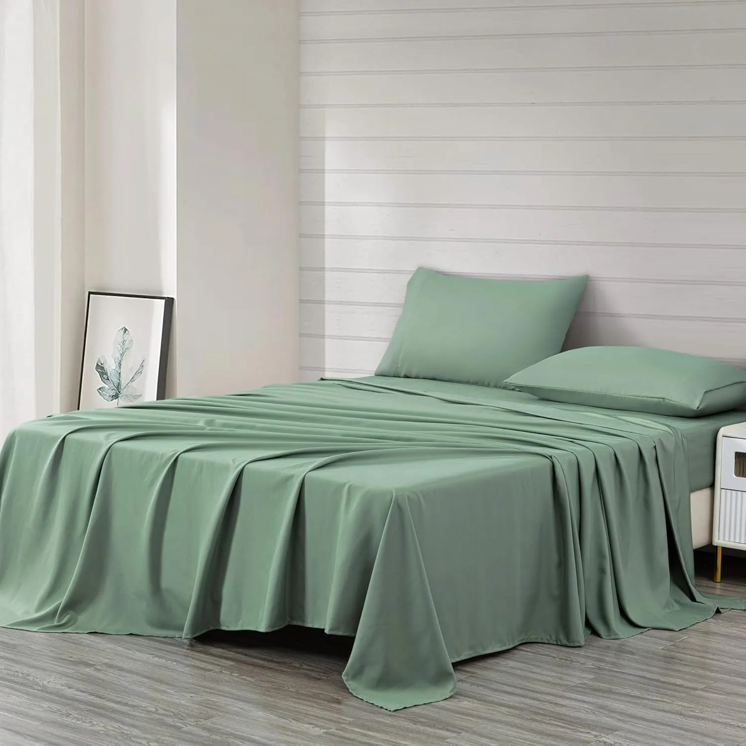 Chezmoi Collection 4-Piece Sage Green Sheet Set King Size - 110GSM Peach Skin Brushed Microfiber Polyester 16" Deep Pocket Bed Sheets & Pillowcases