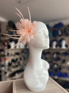Clip On Blush Fascinator with Loops & Feather Flower