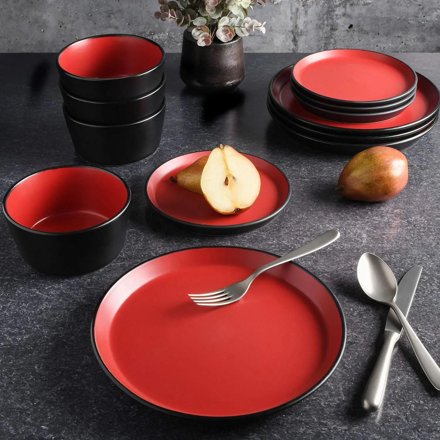 Gibson Soho Lounge Sofia Coupe Stoneware Dinnerware Set, Service for 4 (12pcs), Matte Red