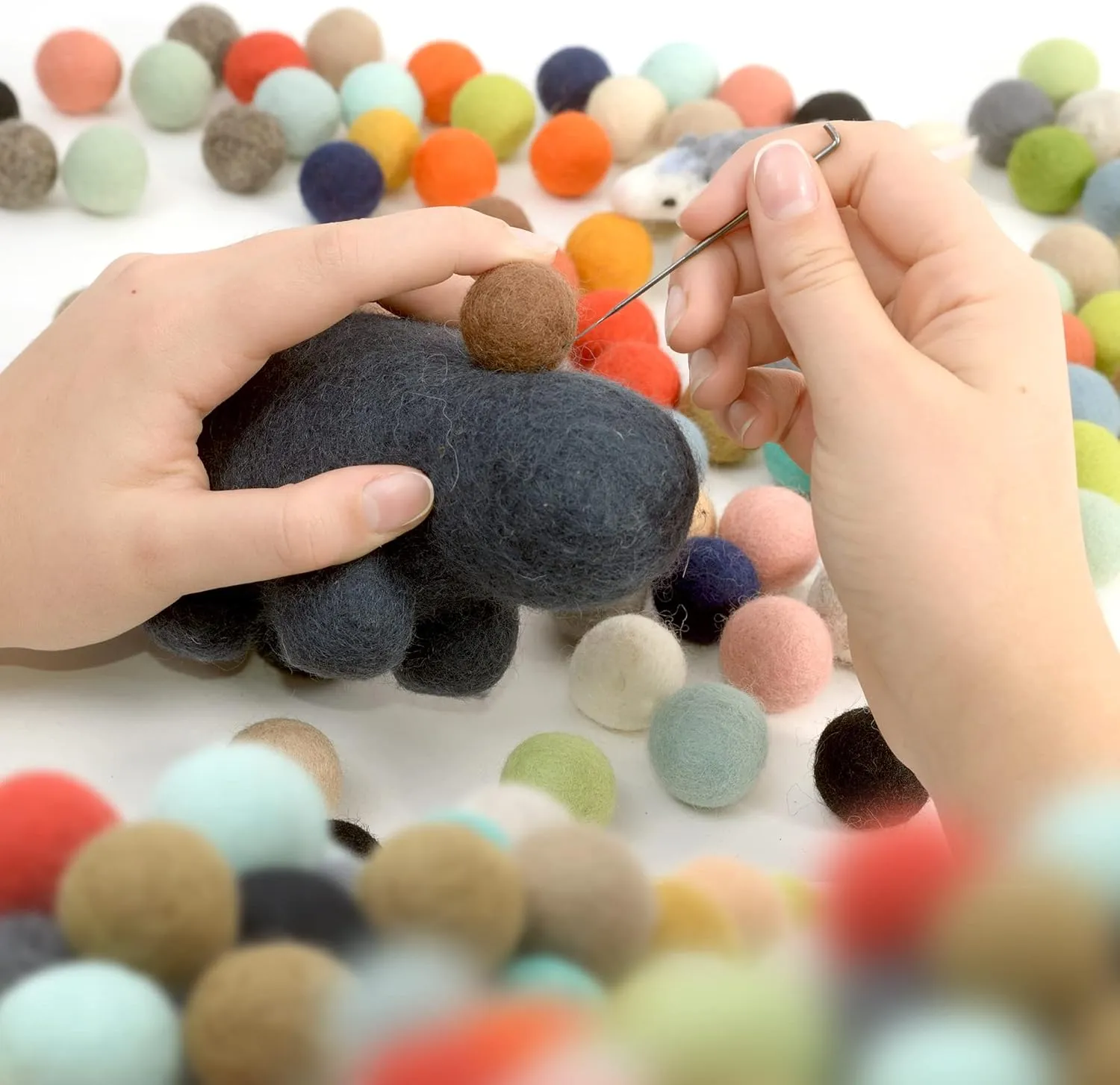 Glaciart One Felt Pom Poms, Wool Felt Balls (120 Pieces) 2 cm – 0.8 Inch, Handmade Felted 30 Colors (Green, Pink, Blue, Yellow and More) Bulk Small Puff for Felting and Garland