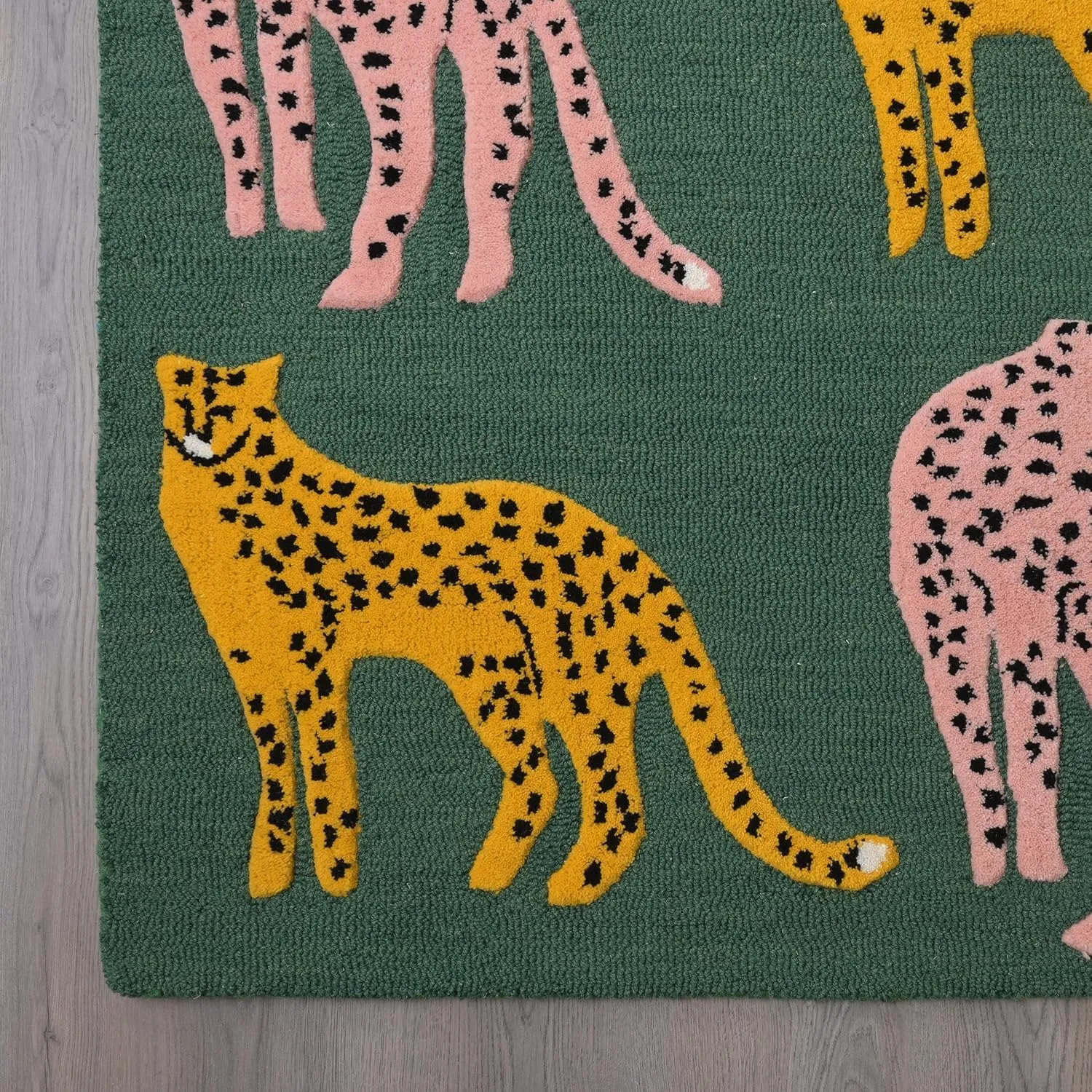 Hand-Tufted Catwalk-Inspired Jungle Safari Wool Area Rug - Animal Print, Plush & Thick Green Carpet | Stylish Home Decor for Living Room, Bedroom, Playroom & Kitchen (Green, 2.6' x 8')