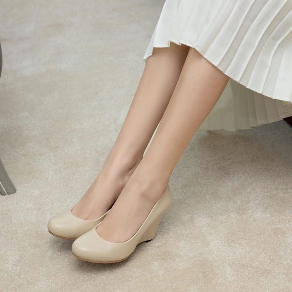 Hello Shero Heeled Wedges for Women Almond Round Toe High Heel Pumps Classic Slip-on Suede Leather Dress Shoes