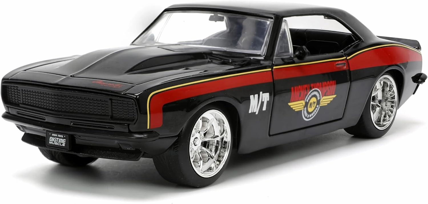 Jada Toys Bigtime Muscle 1:24 1967 Chevy Camaro Die-cast Car – Opening Doors, Hood, Trunk, Rubber Tires(Black/Red)