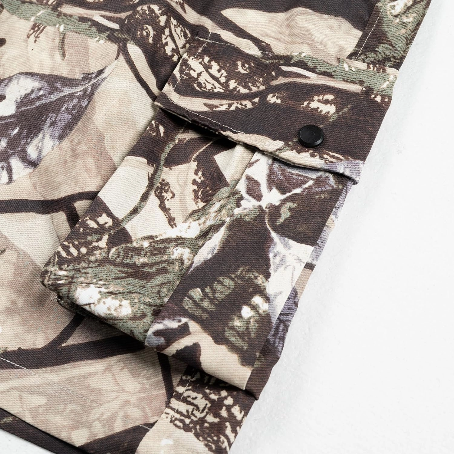 Lastesso Mens Shorts Camo Summer Hiking Shorts Waist Pleated Belted Shorts with Pockets Training Running Jogger Pants