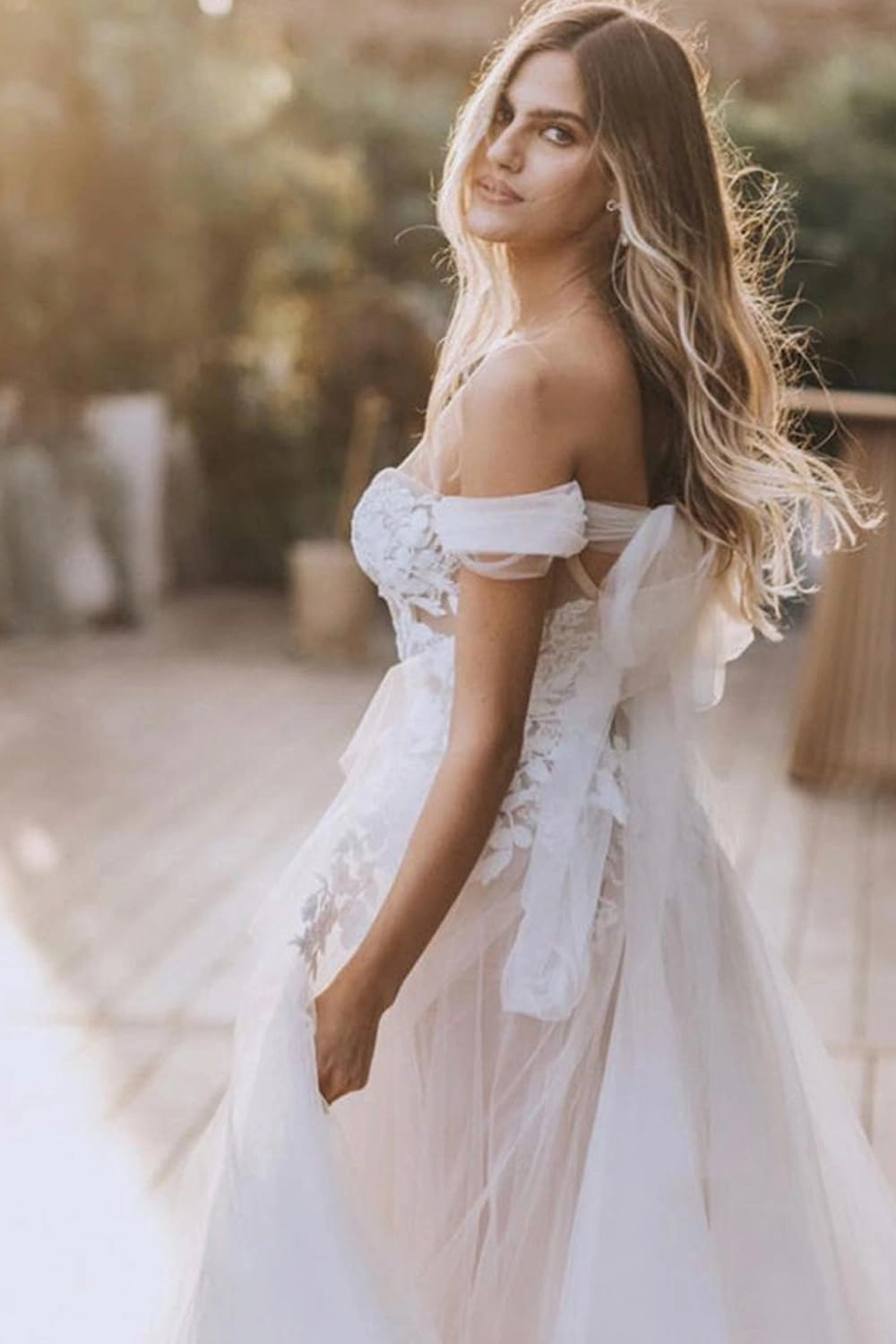 LIPOSA Off-Shoulder Tulle Country Wedding Dress with Appliques for Women, Sweetheart A Line Tulle Reception Bridal Gowns