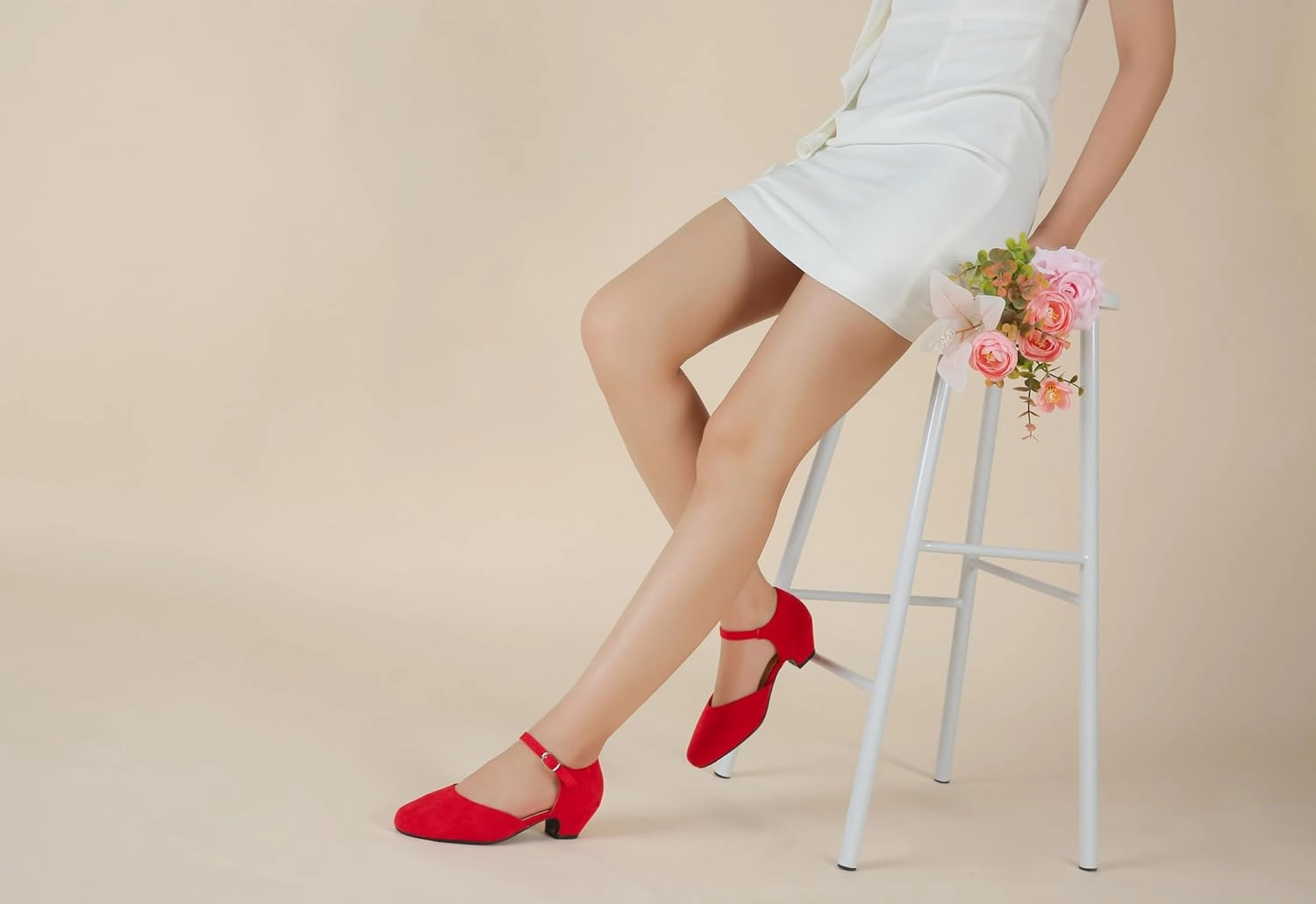 LIURUIJIA Women's Low Heels Dress Shoes Comfortable Closed Toe D'Orsay Pumps Ankle Strap Chunky Heels