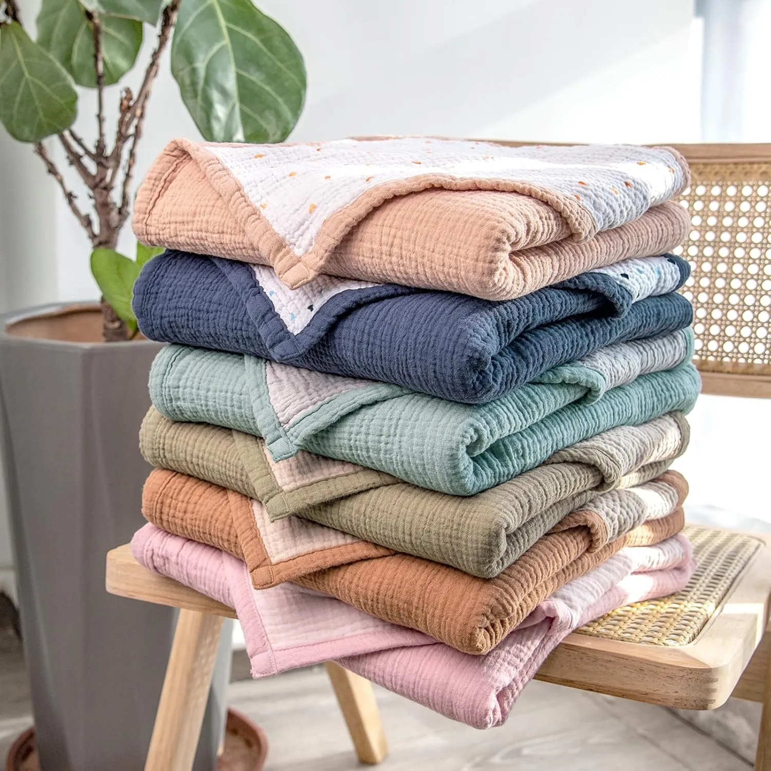 Lulu moon Muslin Baby Blanket - Cotton Quilt Blankets for Toddlers - Reversible Nursery Crib Blanket for Baby Boys and Girls 47"x47"(Peach Pink)