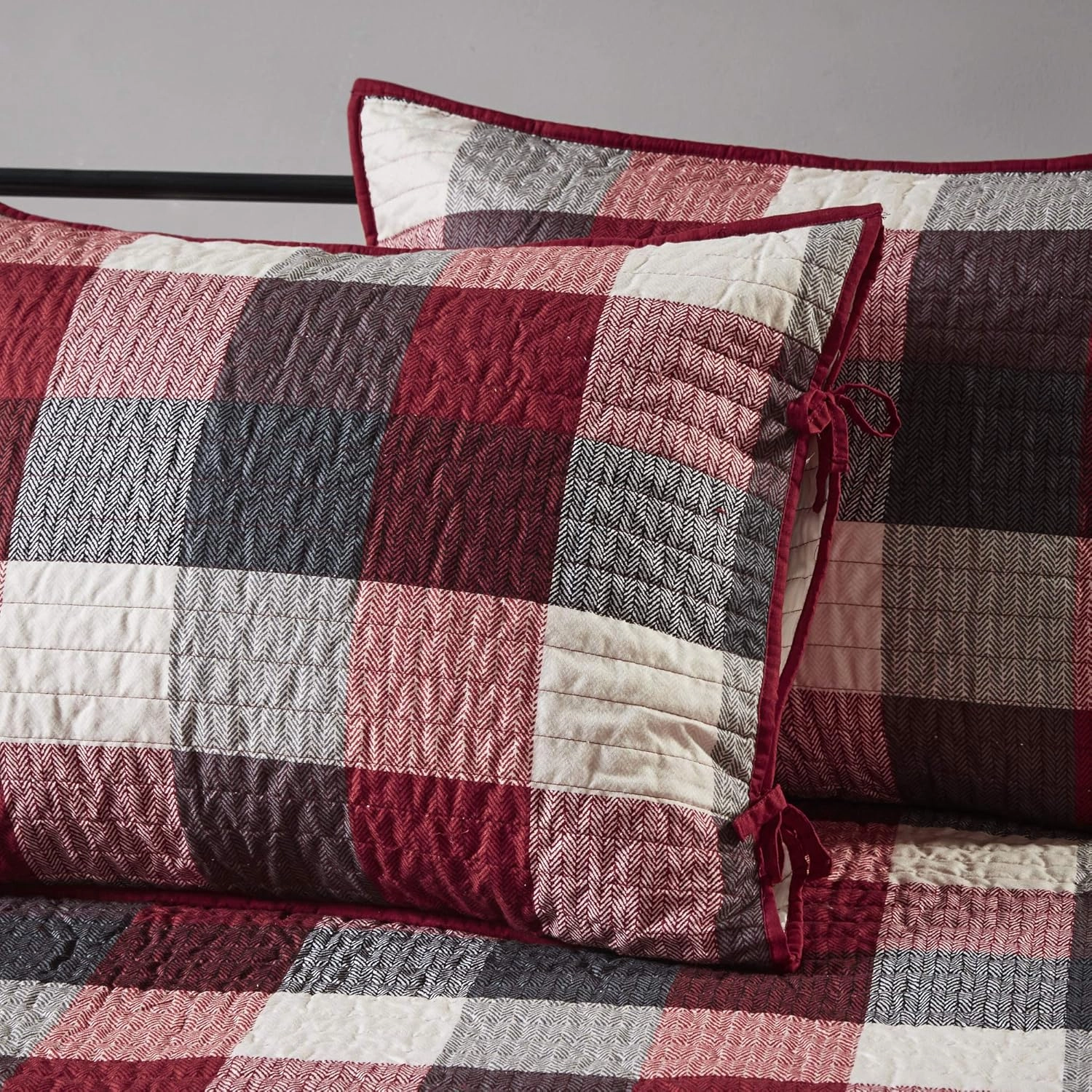 Madison Park Daybed Cover Double Sided Quilting Casual Design All Season Bedding Set with Bedskirt, Matching Shams, Decorative Pillow, 75 in x 39 in, Ridge, Plaid Red