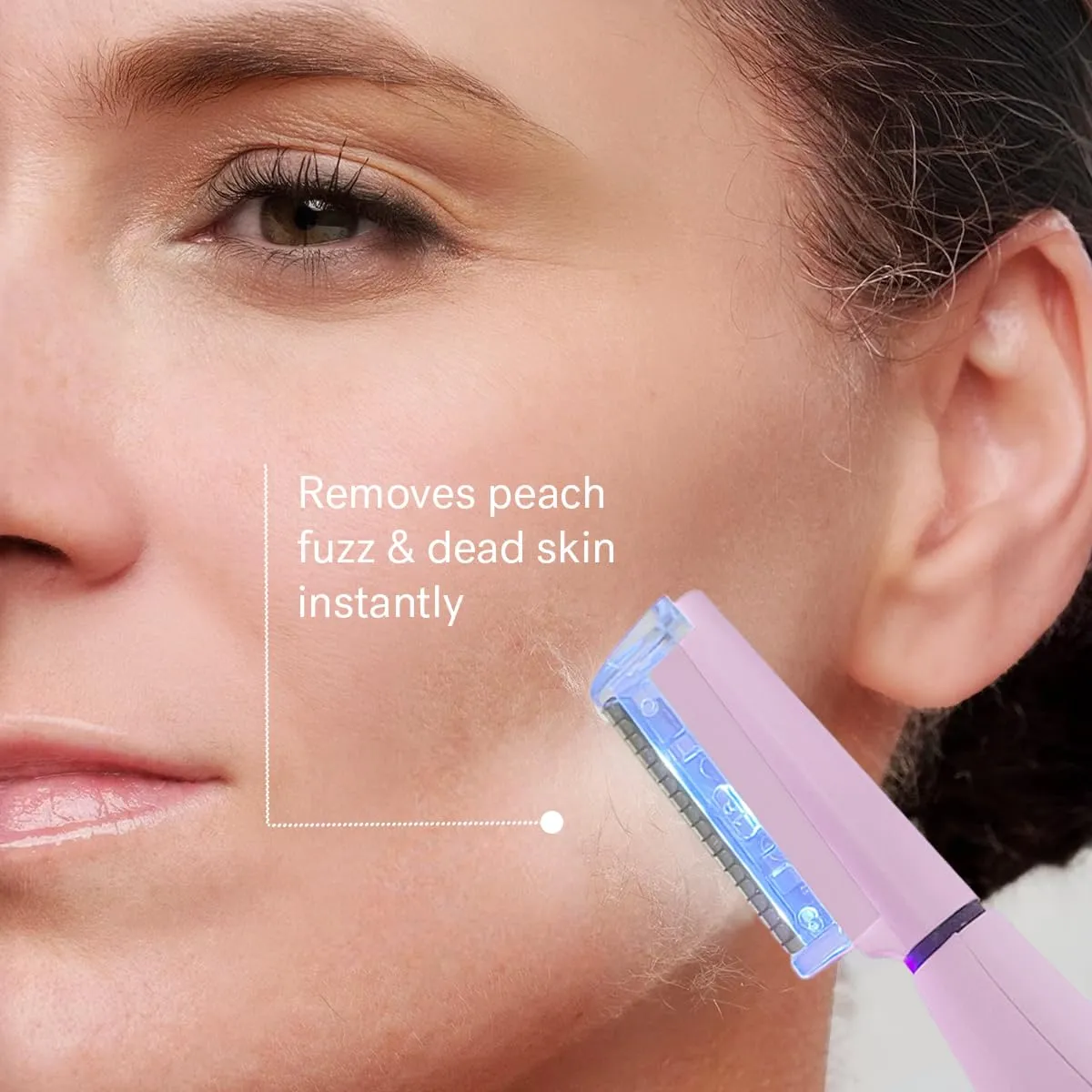 Michael Todd Beauty Sonicsmooth Pro  Dermaplane Razor for Women Face   Eyebrow trimmer Dermaplaning System w/LED Light Peach Fuzz Remover -16 Dermaplaning Blades & 2 Microsmooth Microdermabrasion Tips