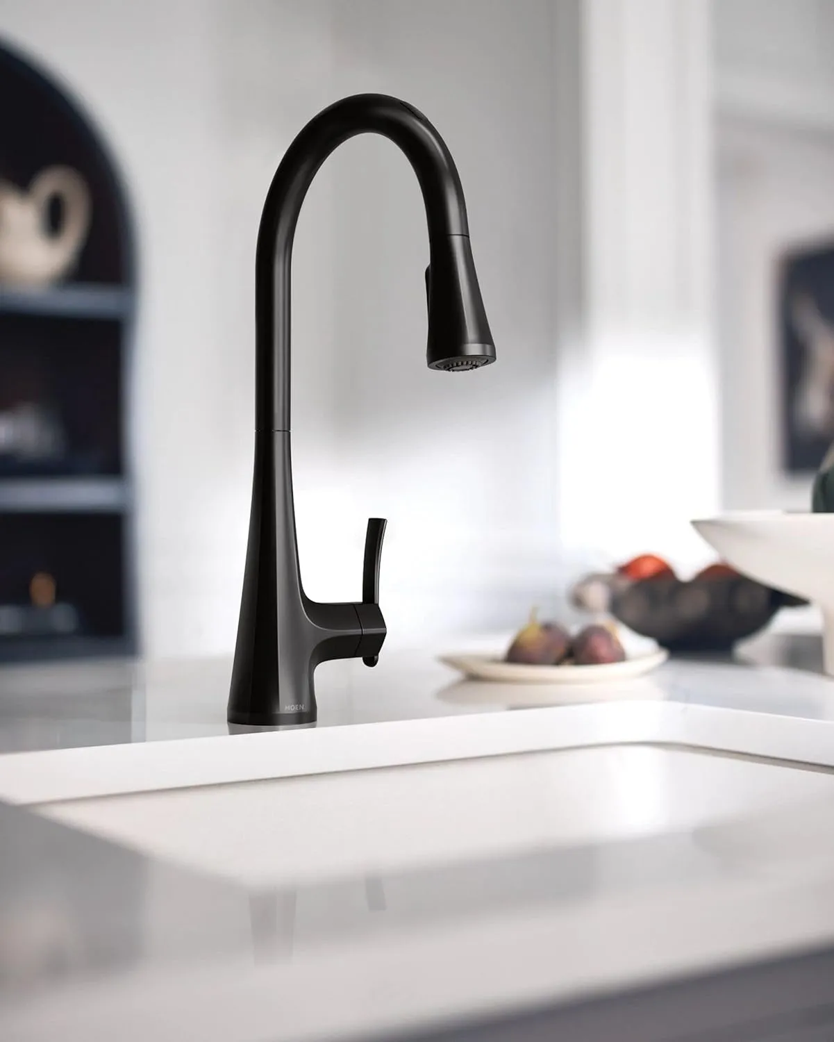 Moen Sinema Matte Black Smart Faucet Touchless Pull-Down Sprayer Kitchen Faucet with Voice and Motion Control, S7235EV2BL