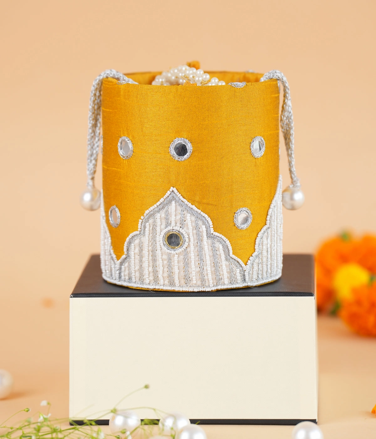 MUGHAL APPLIQUE CIRCULAR POTLI BAG