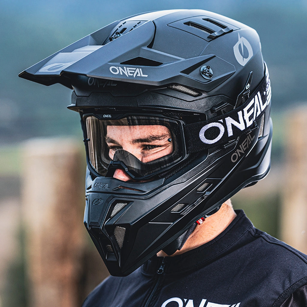O'NEAL EX-SRS MX HELMET