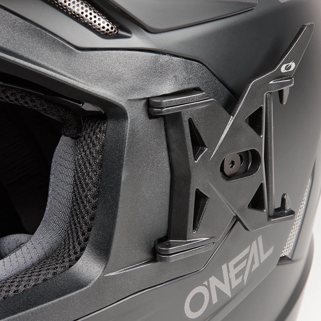 O'NEAL EX-SRS MX HELMET