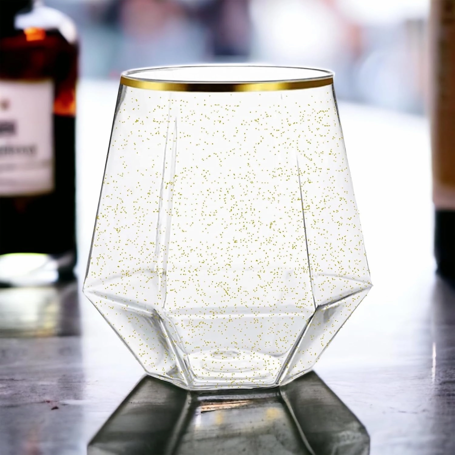 Oojami 40 count Diamond Unbreakable Stemless Plastic Wine Champagne Whiskey Glasses Durable Disposable Indoor Outdoor Ideal for Home Bars, Wedding 12 Ounce Cups (Gold Rim - Gold Glitter)
