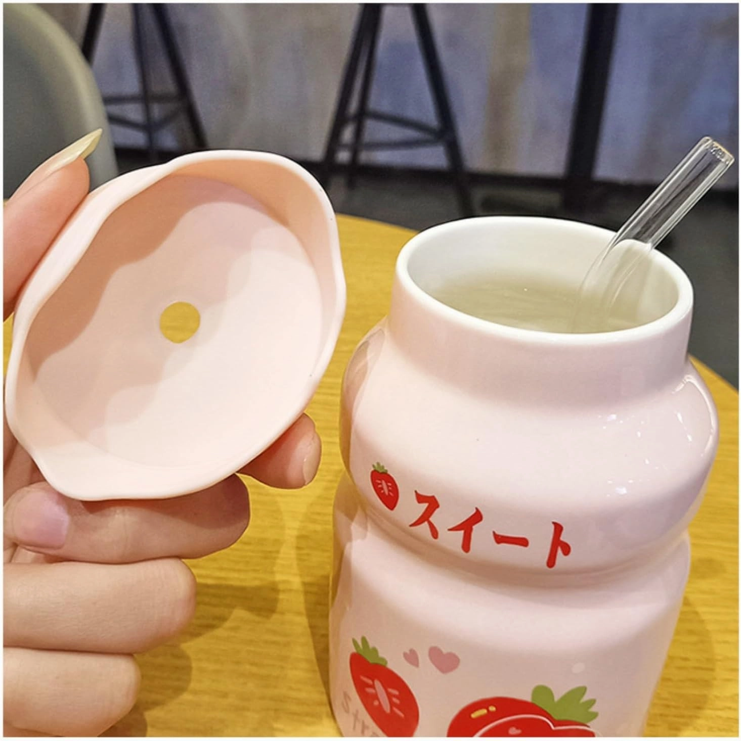 Outdoor Kettle Water Bottle Milk Juice Bottle With Straw Cute Cups With Lid And Straw Ceramic Mug With Silicone Lid Cute Sports