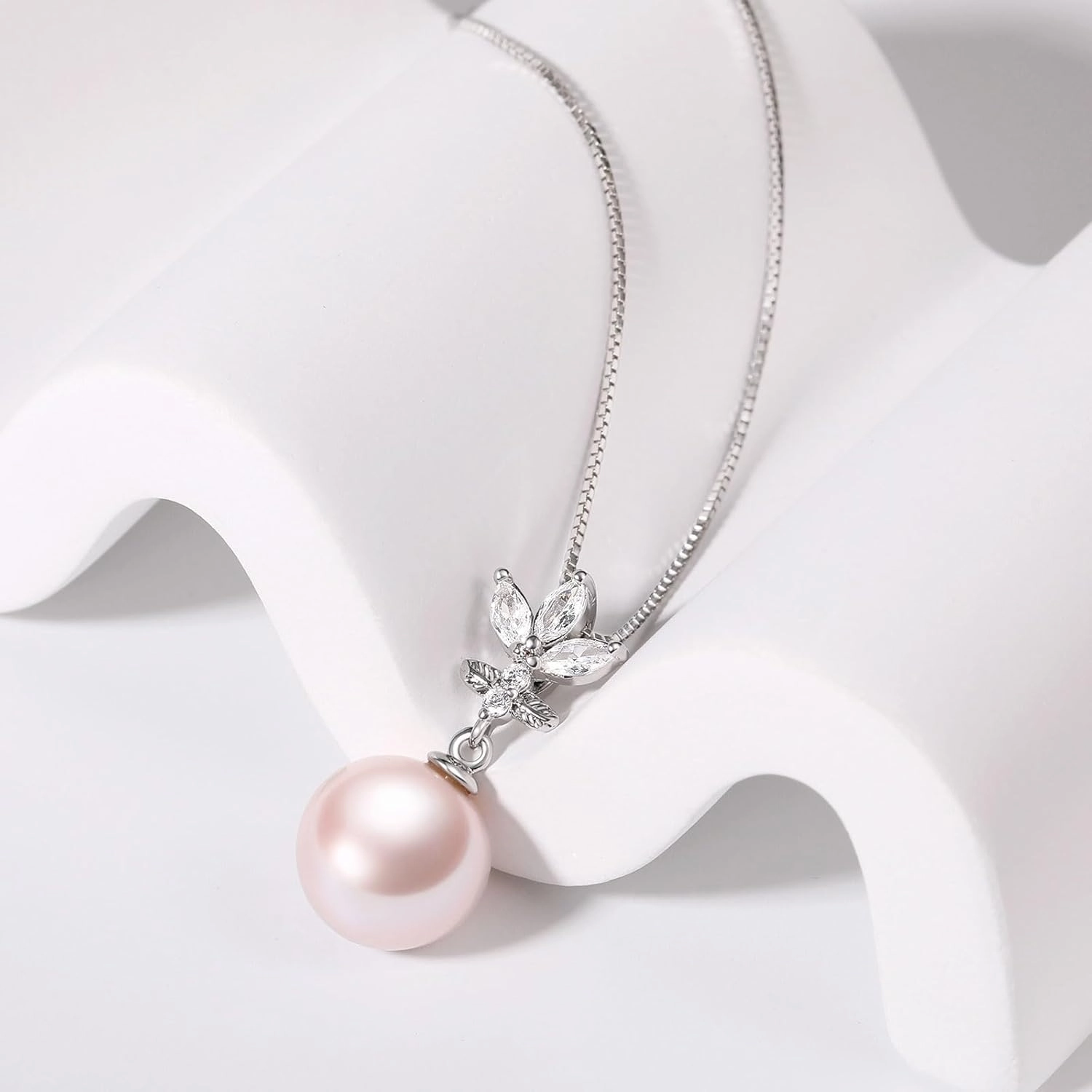 Pearl Pendant Necklace for Women, Four Leaf Clover S925 Sterling Silver Necklace, 12-12.5MM Natural Cultured Round Pearls, 18 2IN Adjustable Chain, Luxury Jewelry Gifts for Wife Mother