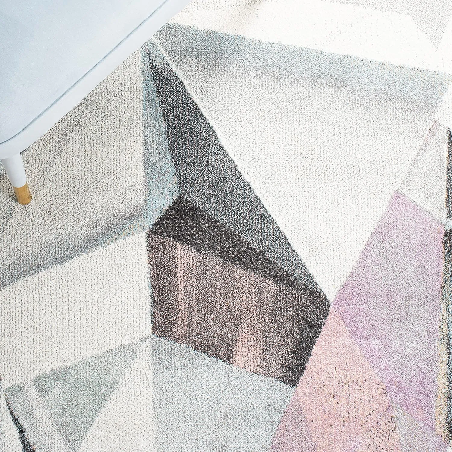 SAFAVIEH Porcello Collection Area Rug - 6'7" x 9', Ivory & Pink, Modern Abstract Design, Non-Shedding & Easy Care, Ideal for High Traffic Areas in Living Room, Bedroom (PRL6940A)