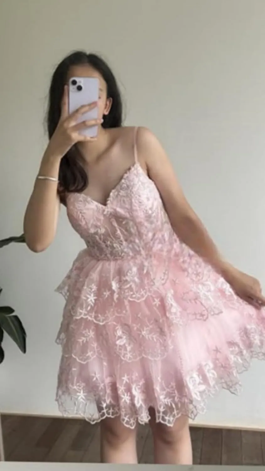 Sparkly Lace Tulle Tiered Homecoming Dresses Spaghetti Straps Short Prom Dress for Women