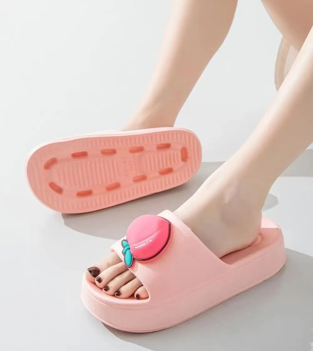 Strawberry Cute Slippers Home Sandals for Women Preppy Anti-slip Indoor Outdoor Peach Slippers Open-toe Soft Shower Slides