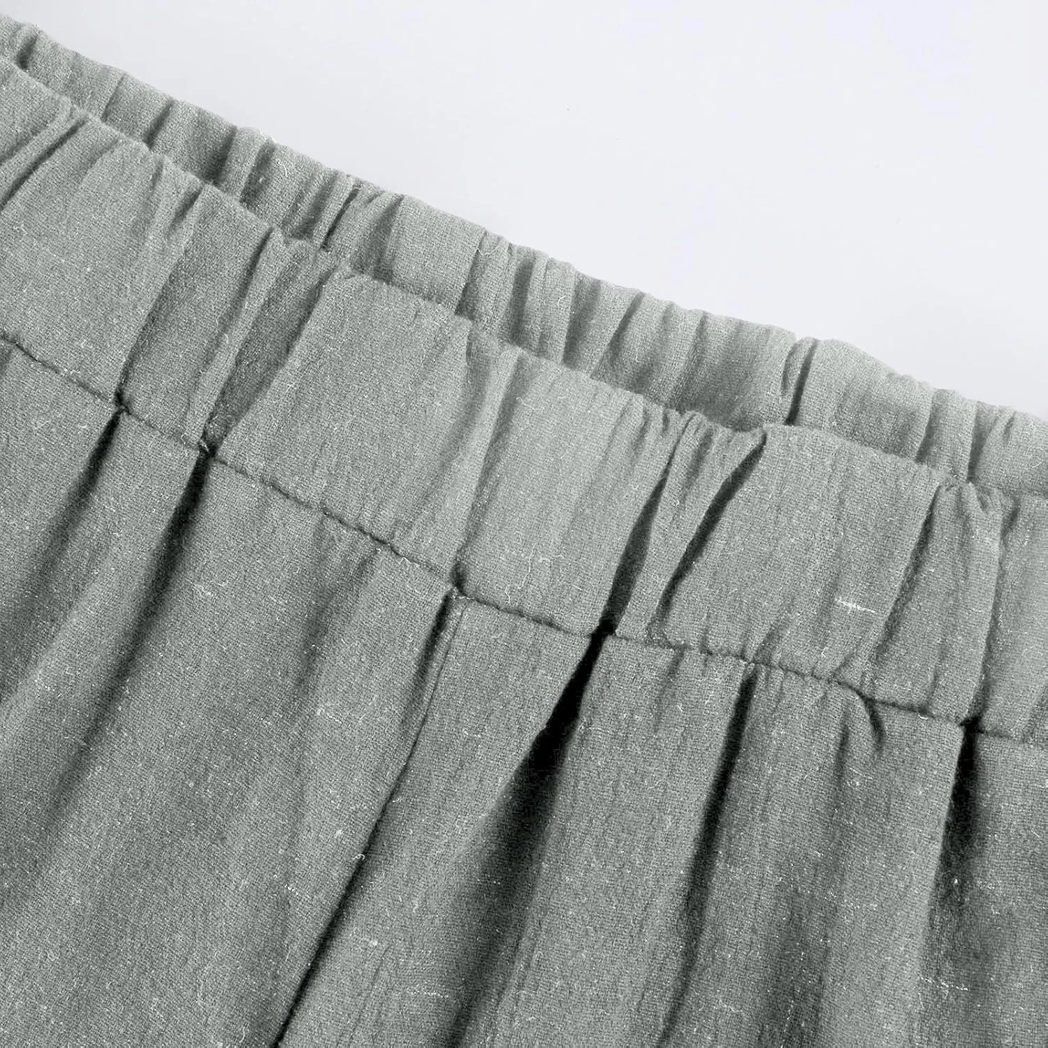 Summer Bermuda Shorts for Women Knee Length 2024 Trendy Linen Shorts Lightweight Casual Beach Short Pants w/Pockets