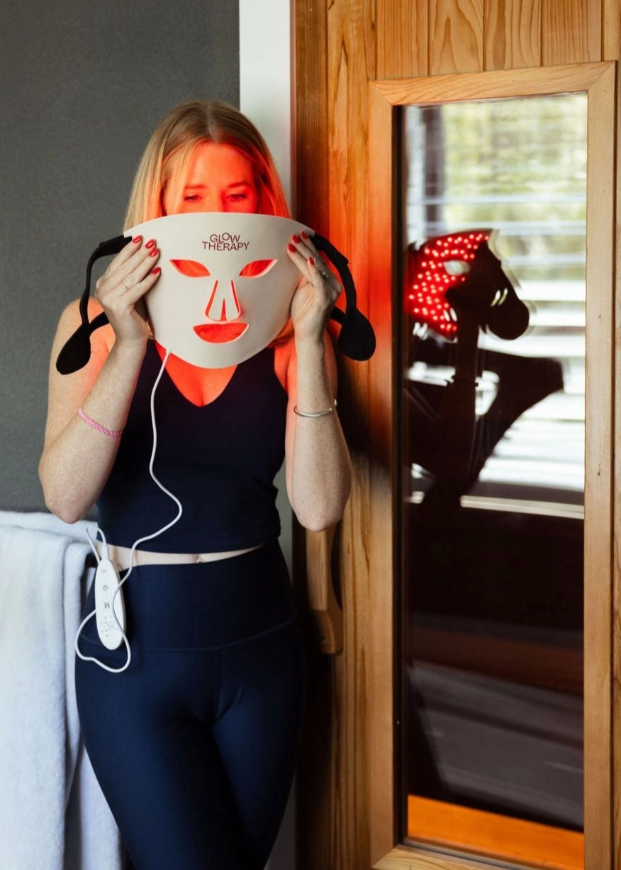 The Glow-Getter LED Light Therapy Face Mask | Professional LED Light Treatment